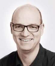 Inhaber/Geschäftsführer communicaziun.ch